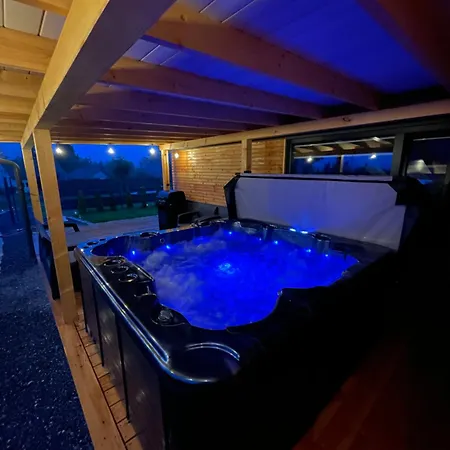 Na Zaciszu - Z Jacuzzi *